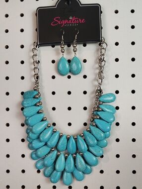 Paparazzi Turquoise Teardrop Signature Statement Necklace & Earrings